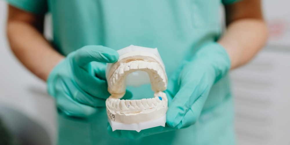 Сколько стоит стоматологическое лечение в Алматы: анализ цен в 2025 году